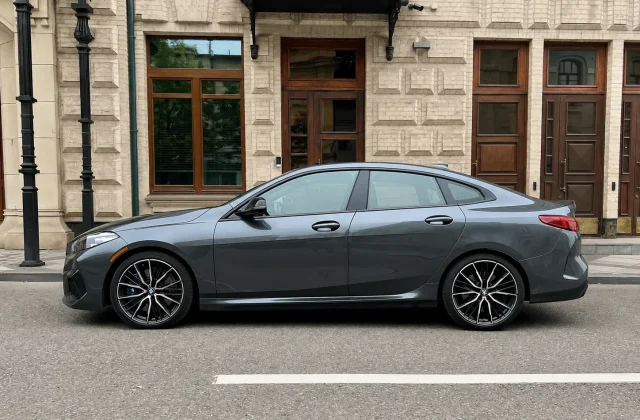BMW M235
