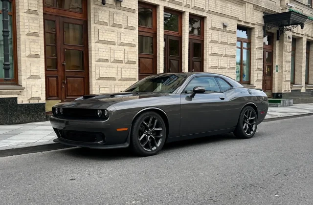 Dodge Challenger III