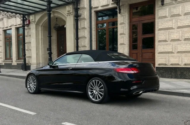 Mercedes-Benz AMG C43 (кабрио)