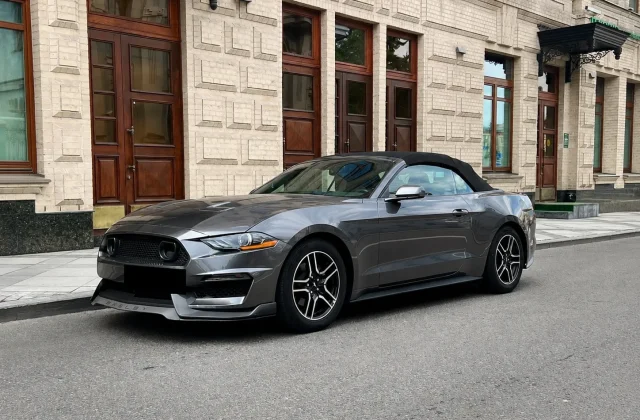 Ford Mustang VI Shelby (кабрио)
