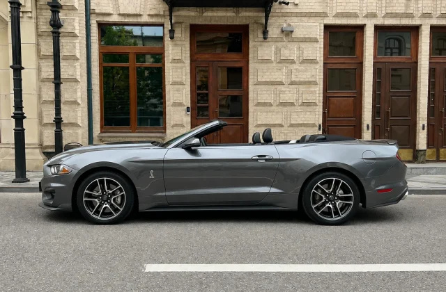 Ford Mustang VI Shelby (кабрио)